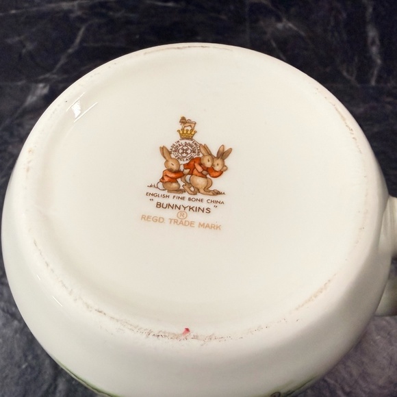 ROYAL DOULTON “Bunnykins" English Fine Bone China 5 Piece Set - Picture 7 of 16